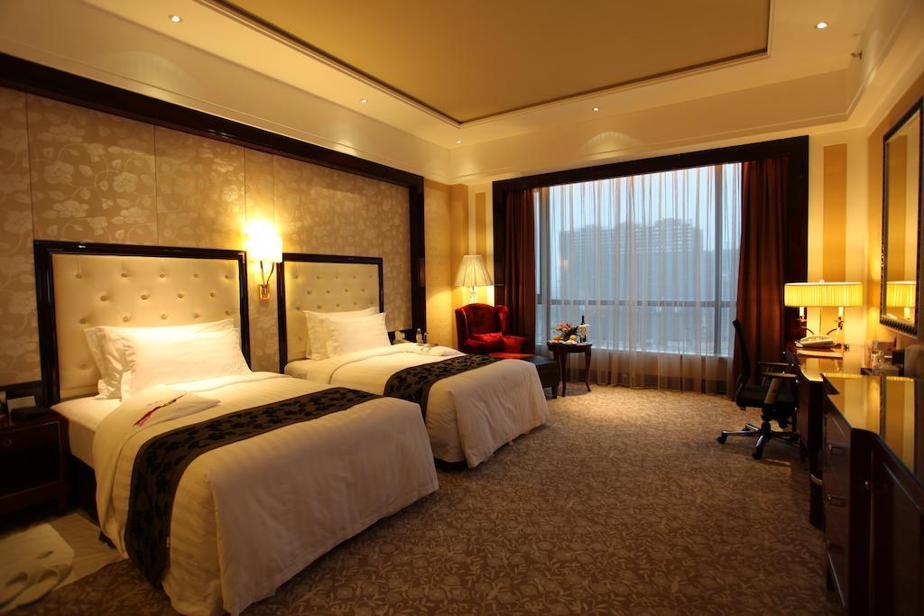 Wyndham Grand Plaza Royale Palace Chengdu Eksteriør billede